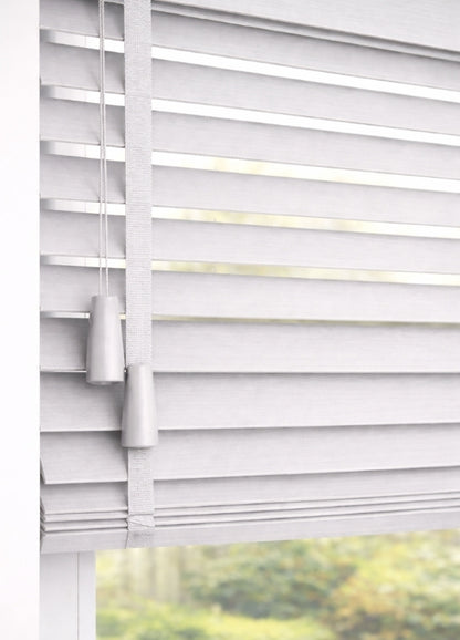 Houten Jaloezie 50mm - Softline - Pearl grey